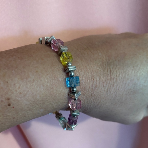 Colorful Beaded Bracelet - Picture 3 of 3